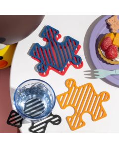 4 Pcs Creative Puzzle Shaped Heat Resistant Table Mat Set Insulated Coasters for Cups Bowls Pots Plates (Red Blue Orange Black,3.7x4.7 Inch)