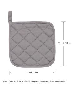 4 Pack Heat Resistant Pot Holders - Black Cotton Silver Coated Quilted Kitchen Heat Pads Non Slip Oven Mats 18x18cm Baking Cooking Microwave Use Durable Thermal Protection
