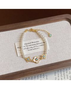 Pearl Flower Bracelet for Women – Adjustable Faux Pearl Beaded Bracelet with Gold Floral Charm, Elegant Lightweight Fashion Wrist Jewellery, Gift Box Included, Bridal, Birthday & Everyday Wear
