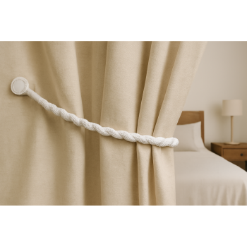 Magnetic weaved rope tieback Off White