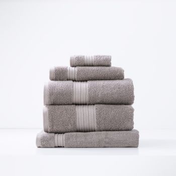 Brentwood 650 GSM Low Twist 5 Piece Bath Sheet by Renee Taylor