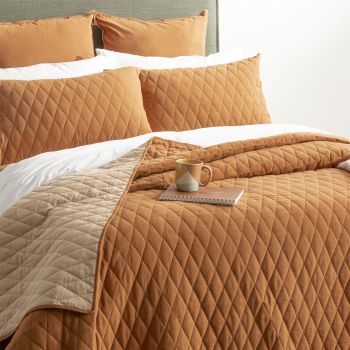 Diamante Vintage Stone Washed Cotton Reversible Quilted Wood Coverlet Set by Renee Taylor Super King