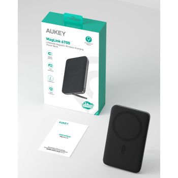 Aukey MagLinnk 6700mAh Magnetic Wireless Charging Power Bank (PB-MS01)