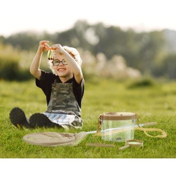 Kids Bug Catching Kit with Extendable Net, Magnifier & Observation Habitat – Outdoor Exploration Toy for Backyard & Camping (Brown)