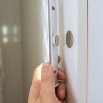 200 Lumens Wireless Stick-On LED Cabinet Light, Battery Operated Under Cabinet Lamp
