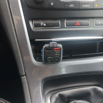 Bluetooth FM Transmitter & Charger 20w - For the car - Car charger, Aluminum + Plastic material, wireless audio upgrade