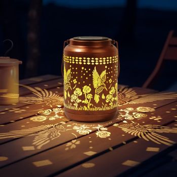 Solar Lanterns Outdoor Waterproof Hummingbird Garden Decor Gifts for Women Mom Grandma Hanging Solar Lights Metal Solar Decoration Outside for Yard, Patio Diameter 12cm, height 18cm
