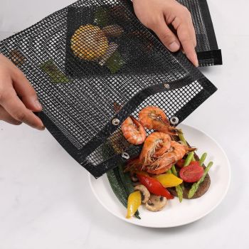 BBQ Mesh Grill Bags for Outdoor Grill Reusable, 3 PCS Non-Stick Barbecue Bags for Charcoal Gas Electric Grills Smokers BBQ Veggie Grill Bags for Cooking Vegetables Grilling Bag Pouches Heat-Resistant