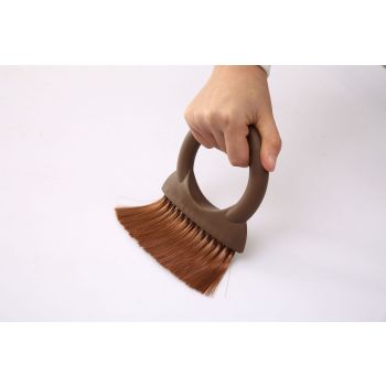 The  Mini Table Dustpan and Brush, Clean Crumbs and Dirt of Tablecloths, Desks and Dining Room Tables, Comfortable Handle,  Table Accessories (Coffee)