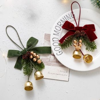 D8 Christmas Wreath Ornament Red 2 Pack