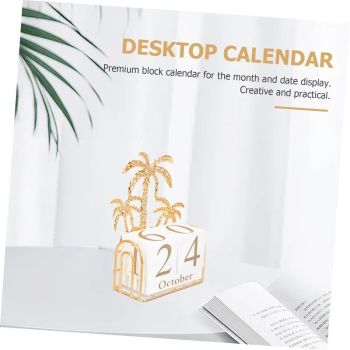 Wood and Iron Desktop Calendar, Gold Palm Tree Design, Manual Flip Pages for Free Date Combination, Compact and Exquisite, Both Practical and Decorative, Enhances Space Style.