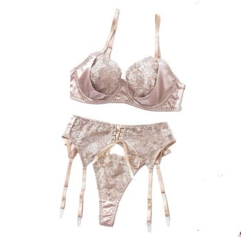 House Of Dasein Sexy Lingerie Set With Ribbon Splicing And Flower Embroidery Suspender Bra Suit - Apricot - L