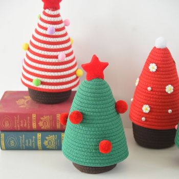 Christmas-themed cotton yarn woven storage basket, Christmas tree-shaped desktop storage box with lid, entryway key and remote control organizer—cosmetics storage box—multi-color
