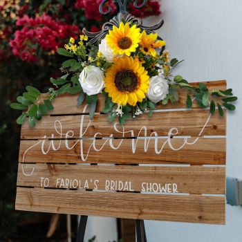 Wedding Party Welcome Sign Flower Decoration