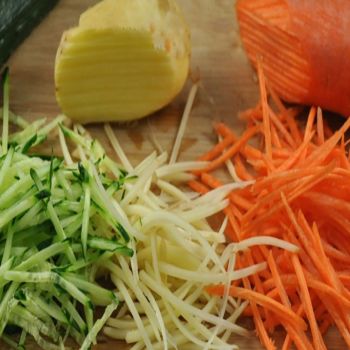 Multipurpose Peeler Vegetable Versatile Grater Kitchen Gadget Household Products Red Mini B(boxed)