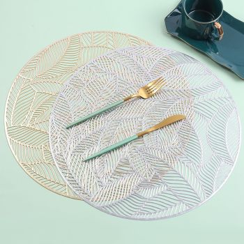 Placemats and Coasters Set Hollow Insulation 6 Pcs Round Dining Table Place Mats and 6 Pcs Leaf Shape Cup Coasters Gold
