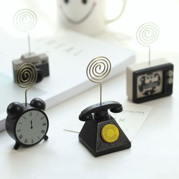 Place Card Holder Cute Shape Retro Wood Table Picture Holder Card Holder Memo Clip Holder for Home and Office Camera