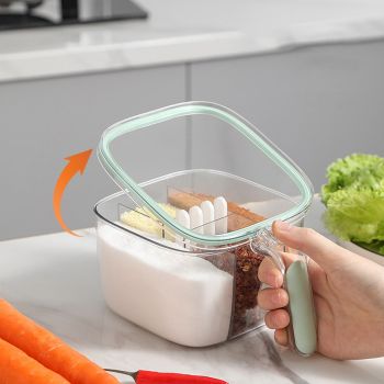 Seasoning Box 4 Compartments Transparent Window Strong PET Seasoning Jar with 4 Spoons for Home Kitchen Cooking Light Green