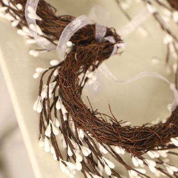Valentine's Day Heart Wreath with Twigs and Light for Living Room Wall Staircase Door Decoration Wreath