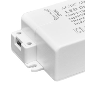30W DC 12V 2.5A LED Driver Constant Voltage No Flicker LED Light Transformer for Bathroom Restroom AC 100‑240V