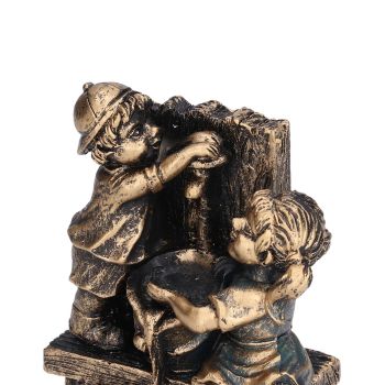 Little Boy Girl Playing Water Statue Standing Sculpture Resin Garden Ornament for Home Decoration