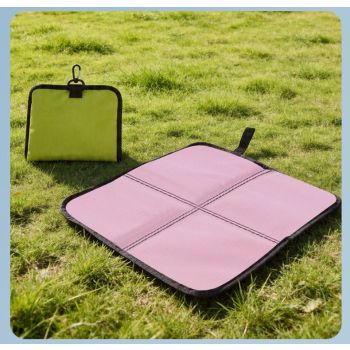 Ultralight Portable Folding Seat Cushion – Waterproof, Tear-Resistant PU Outdoor Mat for Hiking, Camping, Picnics, and Park Relaxation with Carabiner Clip and Compact Foldable Design (Pink)