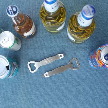 2 Pcs Bottle Opener Stainless Steel Can Punch Opener Church Key Can Opener Beer Openers for Bar Kitchen Party