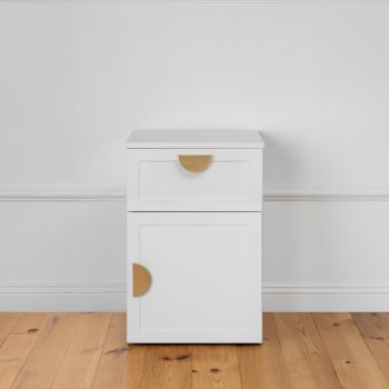 PORTO BEDSIDE TABLE - WHITE - HAMPTONS - HALF MOON BRASS