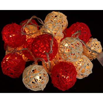 1 Set of Red and White 5cm Rattan Cane 50 Ball Battery Powered LONG 5m String Lights Christmas Gift Home Wedding Party Bedroom Decoration Table Centrepiece