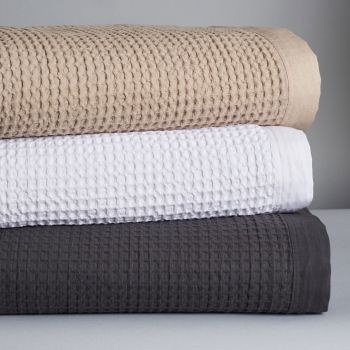 Logan and Mason Linen 100% Cotton Waffle Blanket Super King