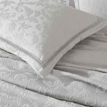 Private Collection Valentina Cloud Jacquard Quilt Cover Set Queen