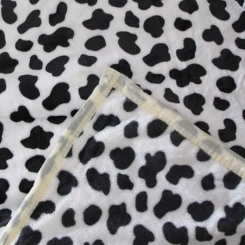 Animal Pattern Soft Flannel Plush Queen Size Blanket 220 x 240cm Dalmatian