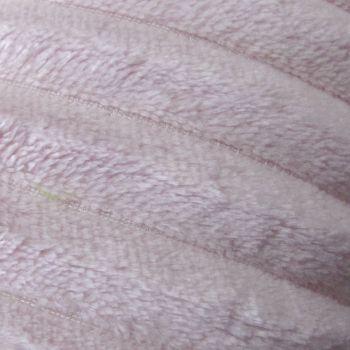 Kleio Soft Plush Deluxe Throw 127 x 152 cm Light Pink