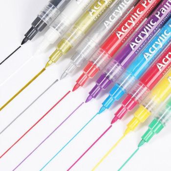 Marker pens are suitable for detailed drawing, writing and marking - Black