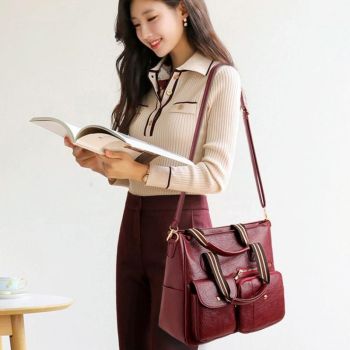 Yellow Middle-aged Mother Bag with Multi-pocket Capacity