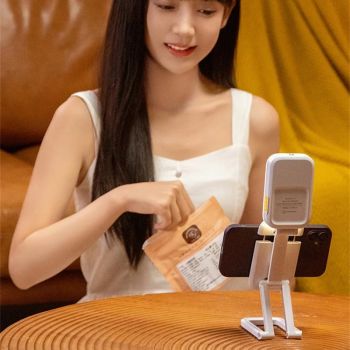Mini Rgb Fill Light with Phone Holder - White