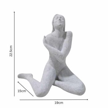 Lady Statue w Folded Arms 22cm
