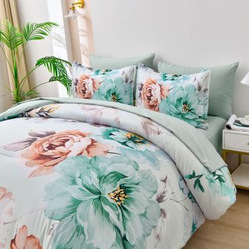 Warm Floral Comforter Set, King Size, Cozy Quilted Bedding with Pillowcases