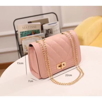 Chic Quilted Crossbody Bag in Soft Pink with Gold Chain Strap