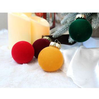 12-Piece Velvet Christmas Ornament Set - Classic Red, Green, and White Baubles for Holiday Tree Decoration (6cm)