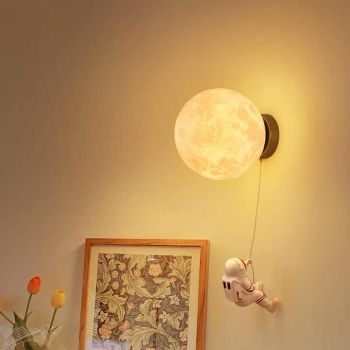 Astronaut Moon Wall Lamp with Warm Light,Diameter 20cm