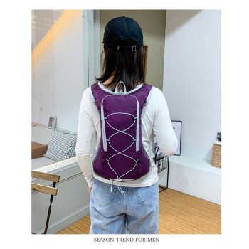 Green Outdoor Sports Backpack for Running, Hiking, and Cycling - Lightweight and Waterproof（The product does not include a kettle）