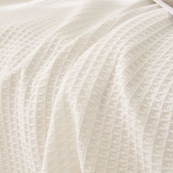 180*260CM Beige Premium Polyester Sofa Throw Blanket, Multi-Seasonal Use, Sofa Protector