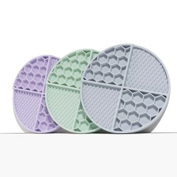 2 Pcs Light Green Honeycomb Pet Slow Feeder Bowl - Anti-Choke Silicone Lick Mat with Suction for Dogs