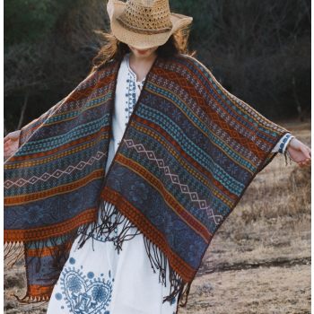 Green Elegant Jacquard Knit Shawl Wrap - Versatile Oversized Scarf (150cm x 130cm)