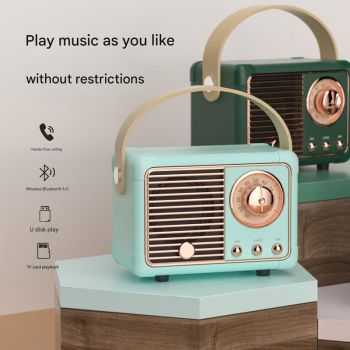 Pink Retro Bluetooth Speaker - Portable Mini Wireless Speaker with Vintage Radio Design (Product size: 7x11x5cm)