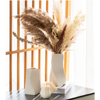 White Abstract Twisted Ceramic Vase - Artistic Minimalist Flower Holder for Home Decor (20x10x10cm)