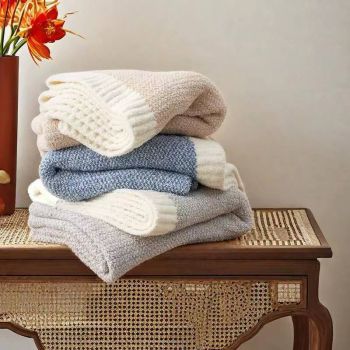 Pink and White Plush Chenille-Knit Throw Blanket - Soft Cozy Polyester for Bed & Sofa | Textured Two-Tone Design (127x153cm)