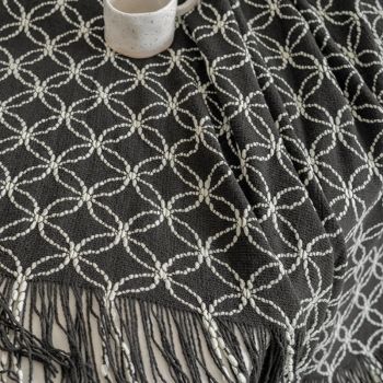 Light Green Cozy Geometric Knitted Throw Blanket with Tassels - Soft Acrylic Decorative Sofa & Bed Cover, 130x180cm