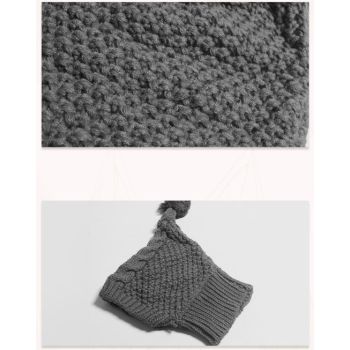 Size M Grey Whimsical Knit Dog Hat with Pom-Pom - Cozy Winter Pet Beanie & Snood